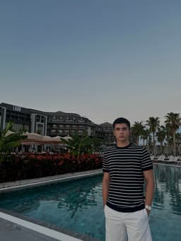 Aleksandre Kalandia's avatar